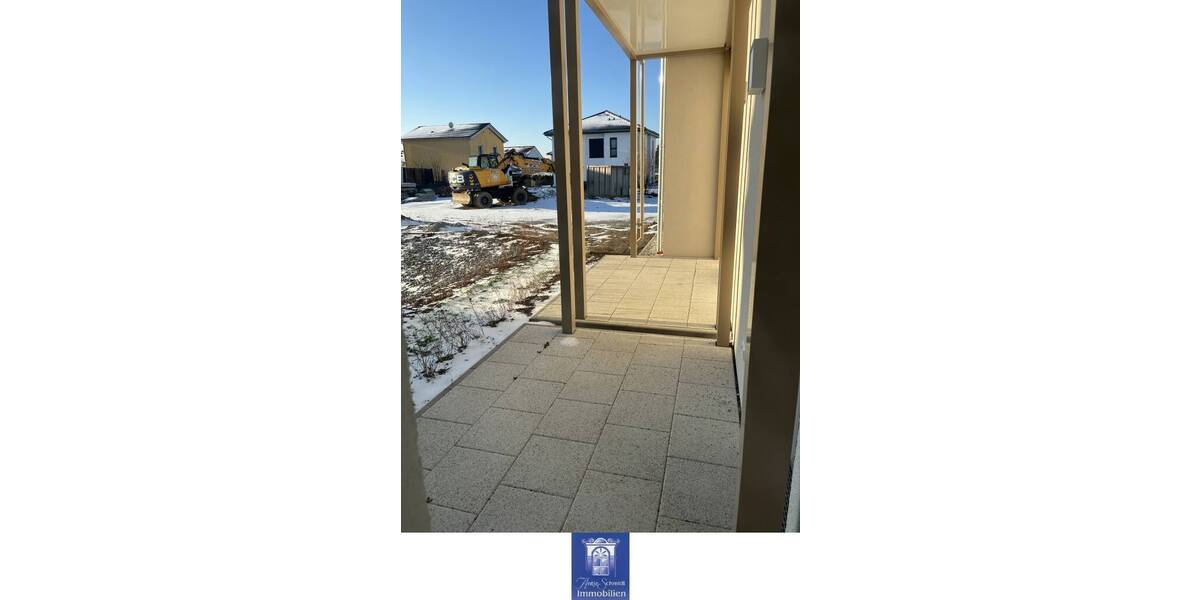 Etagenwohnung Arnsdorf - 2 Zimmer, 42 m&sup2;, 555&euro; | Angebot:25709018