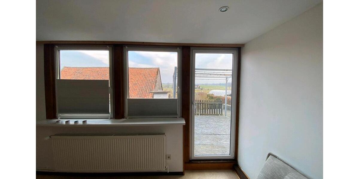 Dachgeschoßwohnung Rühen - 3 Zimmer, 65 m&sup2;, 639&euro; | Angebot:25369505