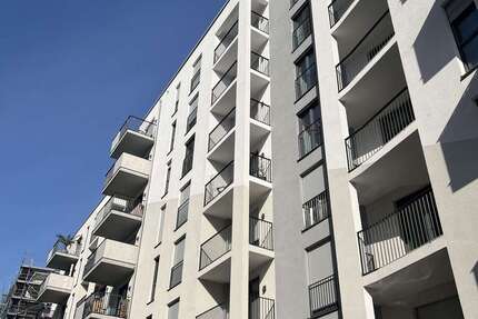 Wohnung Frankfurt am Main Bockenheim - 4 Zimmer, 134 m&sup2;, 2.325&euro; | Angebot:24646634