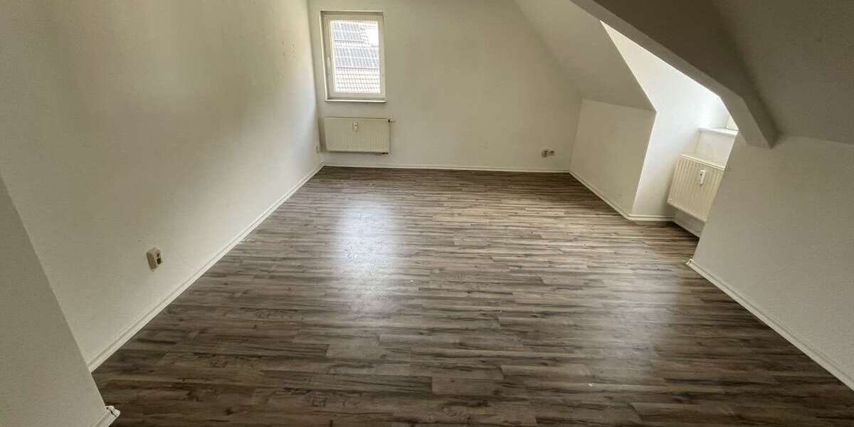 Etagenwohnung Hainichen Schlegel - 1 Zimmer, 44 m&sup2;, 258&euro; | Angebot:26318922