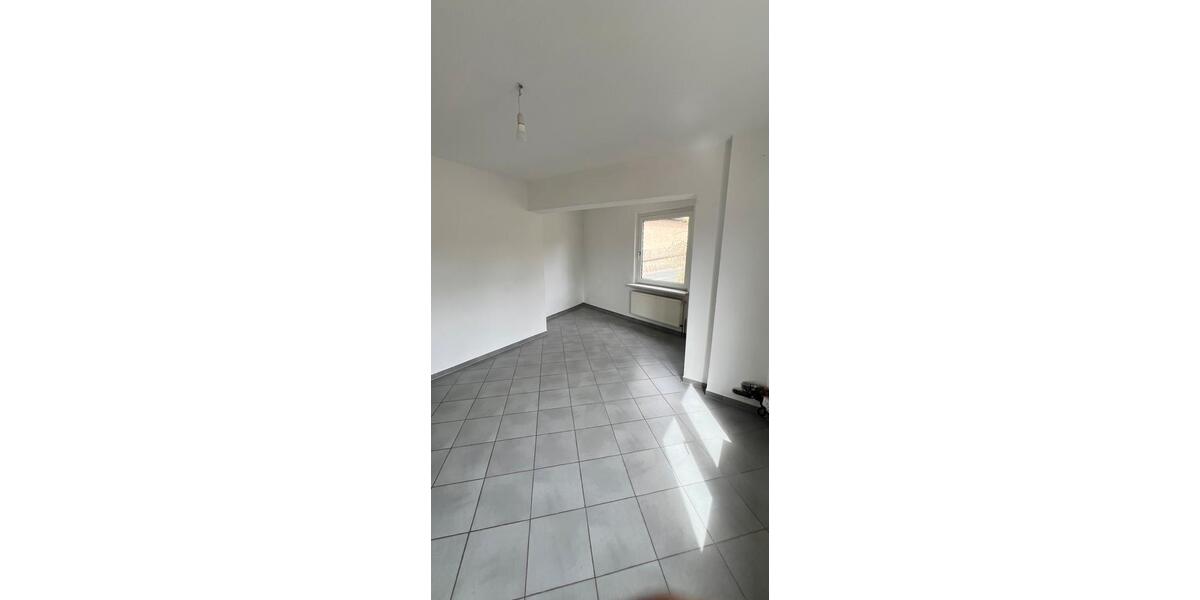 Etagenwohnung Warburg - 3 Zimmer, 75 m&sup2;, 525&euro; | Angebot:26040075