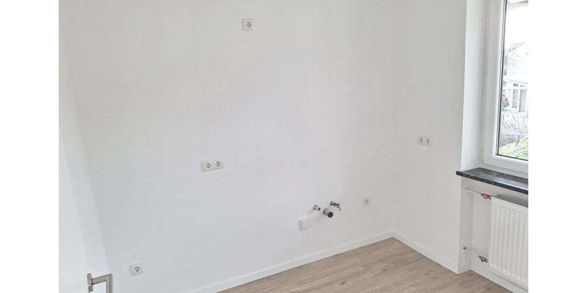 Etagenwohnung Deggendorf - 4 Zimmer, 91 m&sup2;, 1.150&euro; | Angebot:25346140