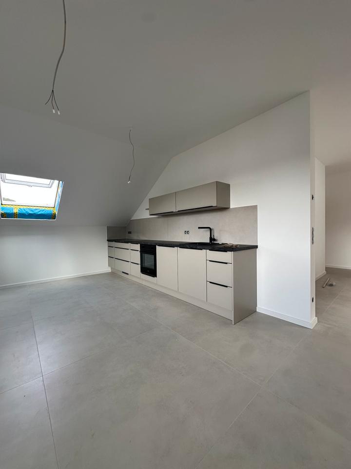 ERSTBEZUG! Moderne 3-Zimmer DachWohnung