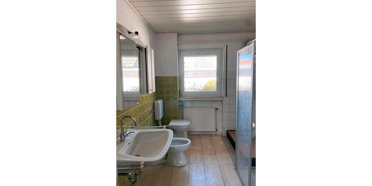 Einfamilienhaus Melle - 7 Zimmer, 190 m&sup2;, 1.500&euro; | Angebot:26582102