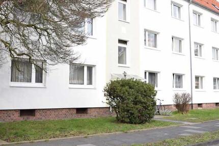 3 ZKB ***Schöner Start in den Frühling! Wohnen in Zentrumsnähe. -Ohne Balkon zimmer