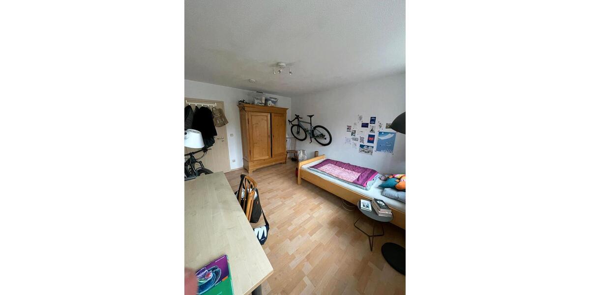 Wohnen auf Zeit Jena Kernberge - 1 Zimmer, 15 m&sup2;, 325&euro; | Angebot:26236357