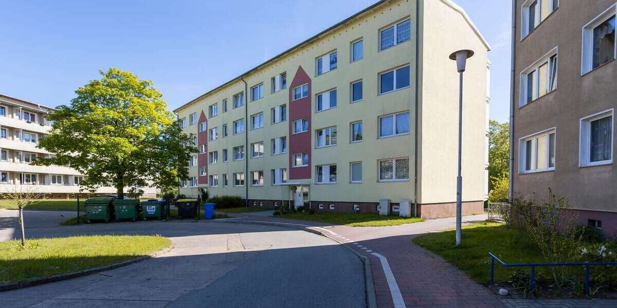 Etagenwohnung Gadebusch Güstow - 3 Zimmer, 61 m&sup2;, 400&euro; | Angebot:26007979