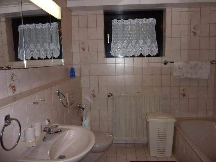 Etagenwohnung Bad Rappenau - 2 Zimmer, 72 m&sup2;, 1.100&euro; | Angebot:23327883