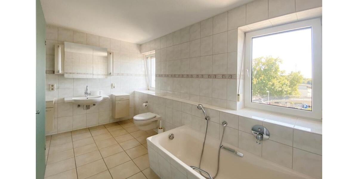 Etagenwohnung Speyer - 3 Zimmer, 116 m&sup2;, 1.400&euro; | Angebot:25907897