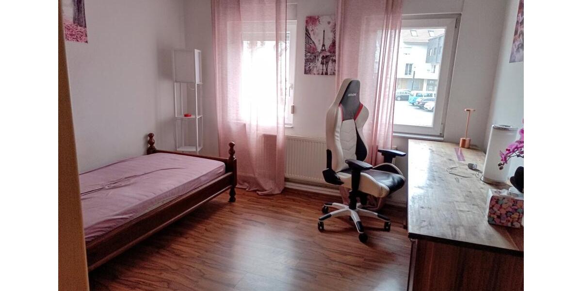 Etagenwohnung Kernen im Remstal - 7 Zimmer, 180 m&sup2;, 490&euro; | Angebot:26626724