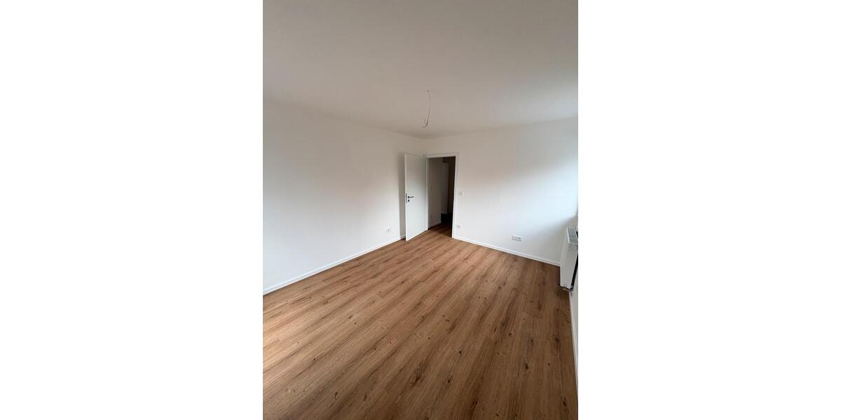Erdgeschoßwohnung Allersberg Eismannsdorf - 3 Zimmer, 58 m&sup2;, 880&euro; | Angebot:25082284