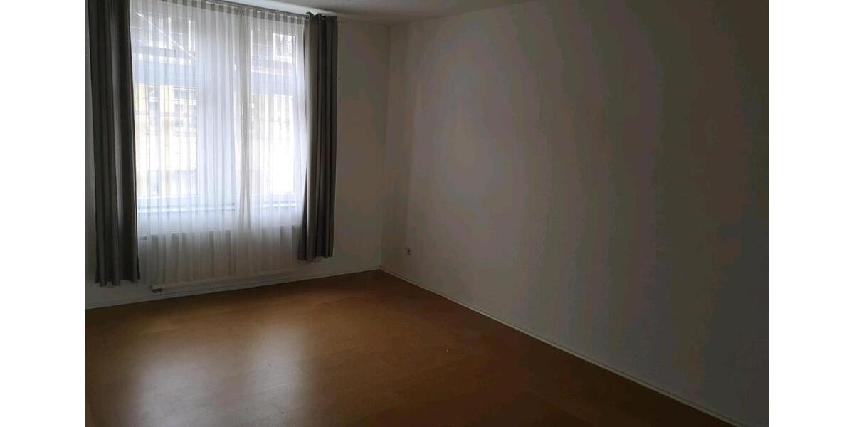 Etagenwohnung Solingen Burg - 4 Zimmer, 930&euro; | Angebot:23477152