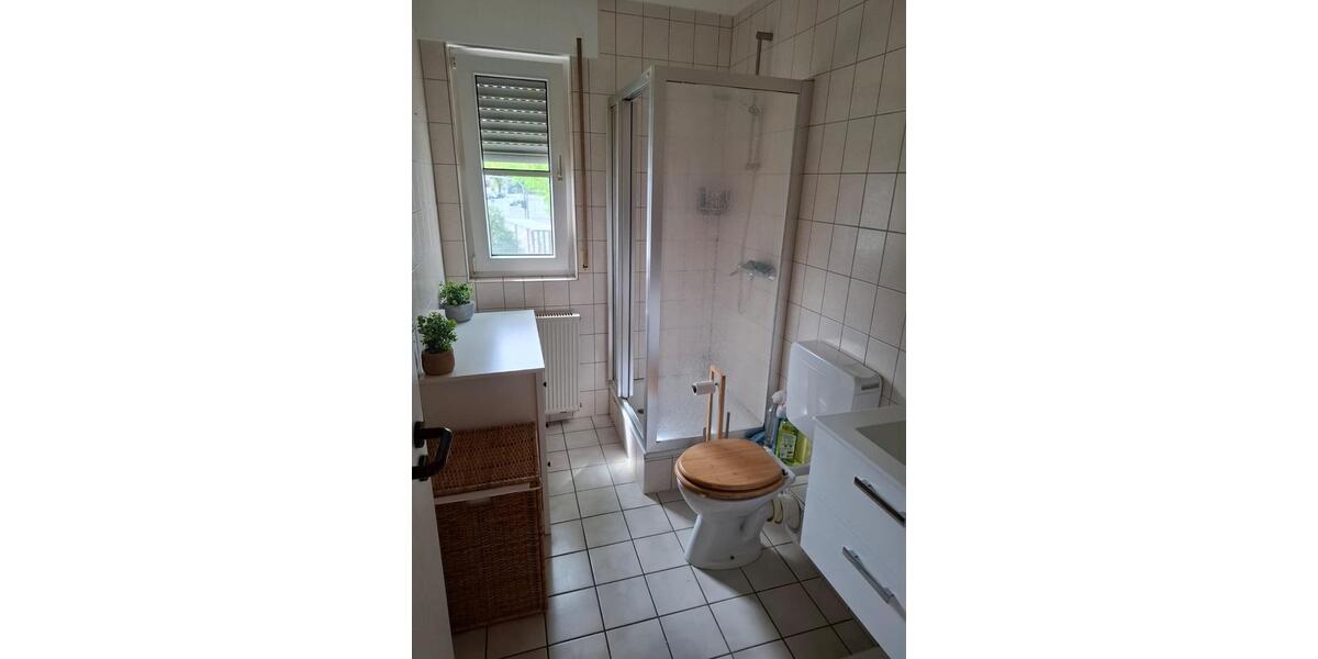 Etagenwohnung Siegen Dillnhütten - 2 Zimmer, 64 m&sup2;, 720&euro; | Angebot:26698629