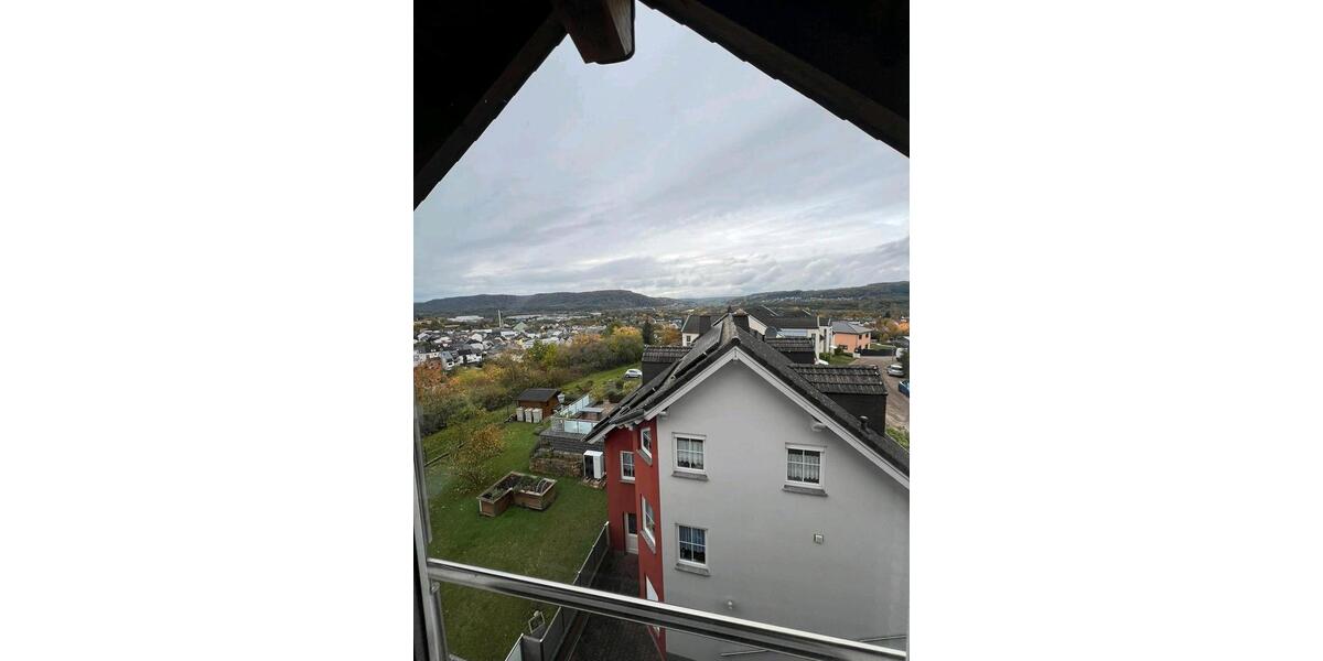 Maisonettenwohnung Konz - 5 Zimmer, 172 m&sup2;, 1.200&euro; | Angebot:24653978