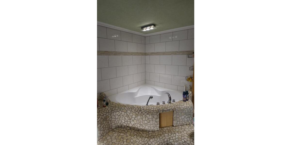 Dachgeschoßwohnung Bad Ems - 3 Zimmer, 100 m&sup2;, 600&euro; | Angebot:24246751