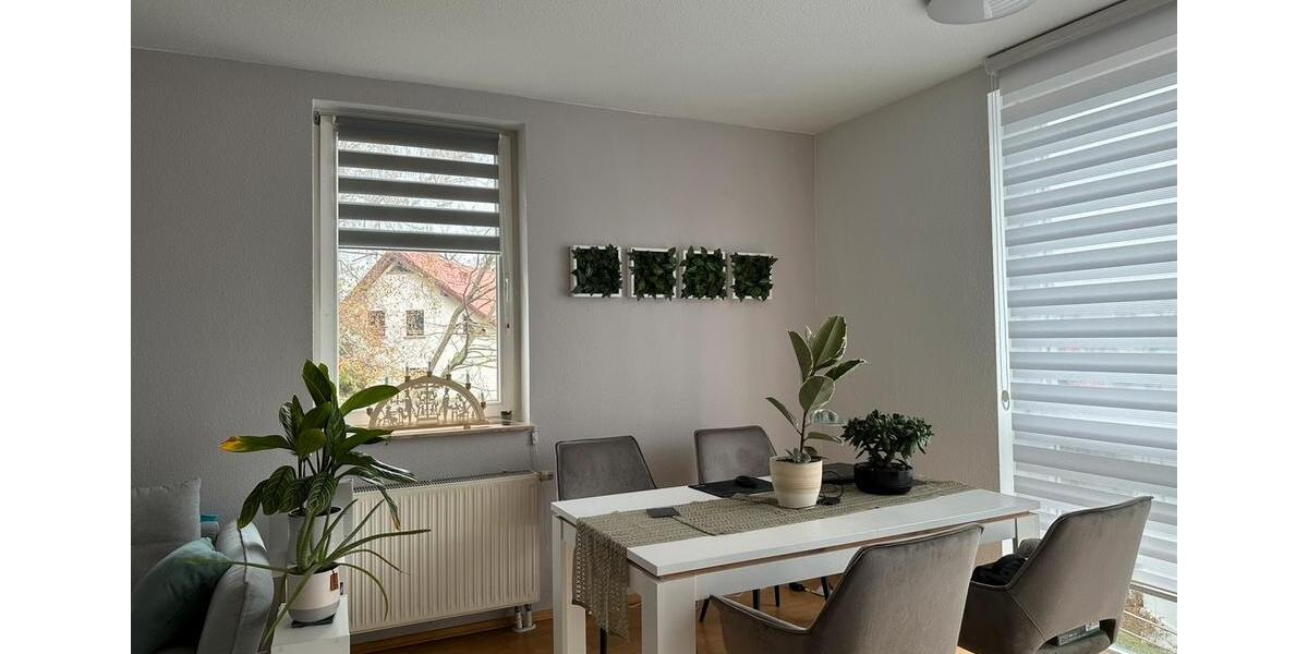 Etagenwohnung Eisenach - 2 Zimmer, 68 m&sup2;, 700&euro; | Angebot:26612252