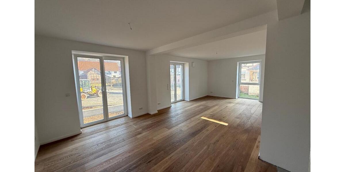 Etagenwohnung Spangenberg - 4 Zimmer, 136 m&sup2;, 1.340&euro; | Angebot:25806100
