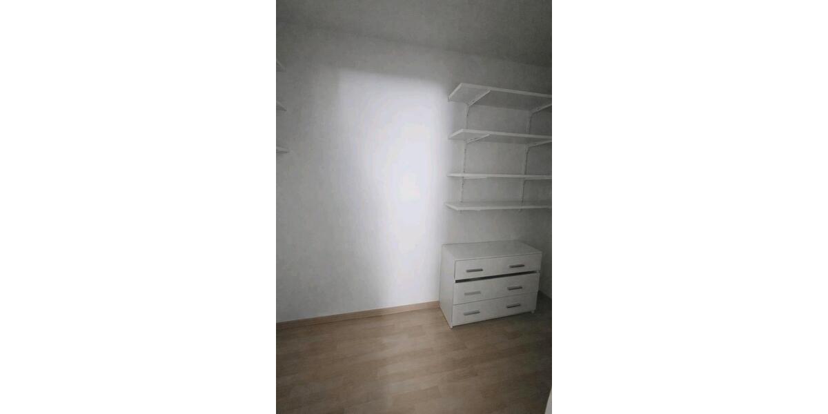 Etagenwohnung Eschenbach in der Oberpfalz - 1 Zimmer, 45 m&sup2;, 390&euro; | Angebot:24770100