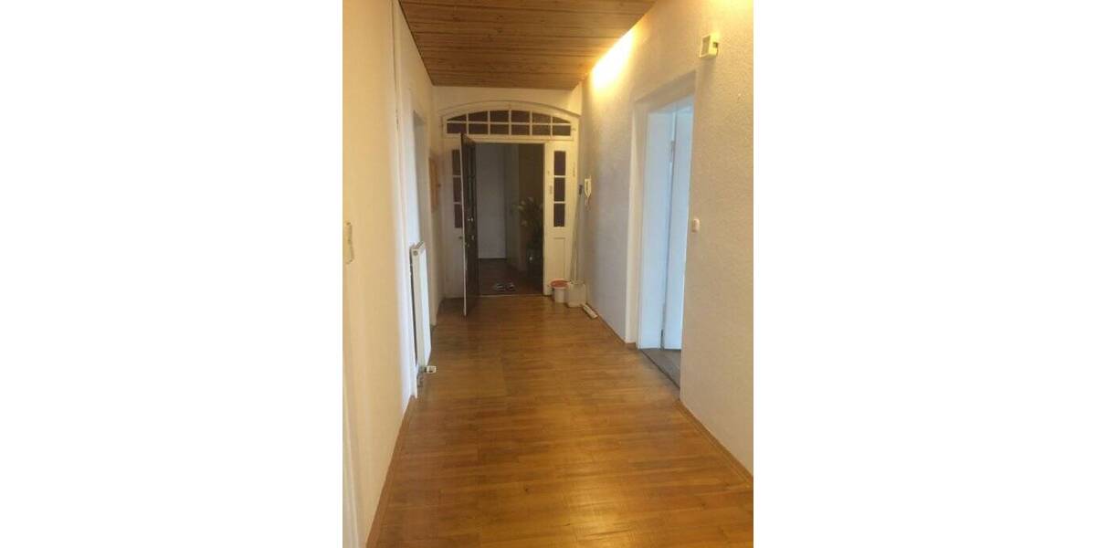 Etagenwohnung Straubing Kagers - 5 Zimmer, 150 m&sup2;, 1.200&euro; | Angebot:26763649