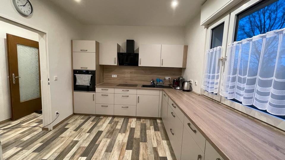 Wohnen auf Zeit Dormagen Sankt Peter - 3 Zimmer, 90 m&sup2;, 15&euro; | Angebot:25412844