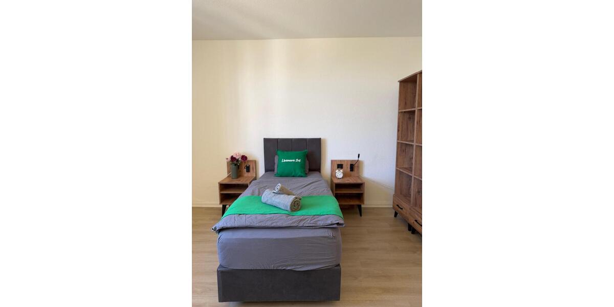 Wohnen auf Zeit Oberhausen - 4 Zimmer, 85 m&sup2;, 15&euro; | Angebot:25873528