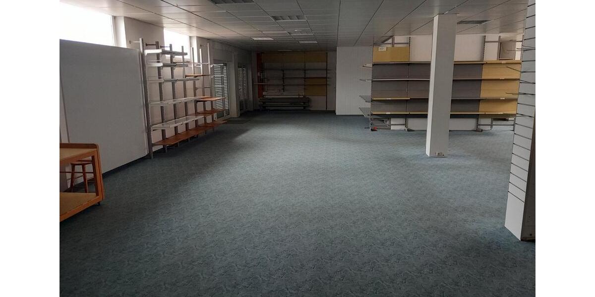 Gewerbeobjekt Schrecksbach - 825&euro; | Angebot:25400230