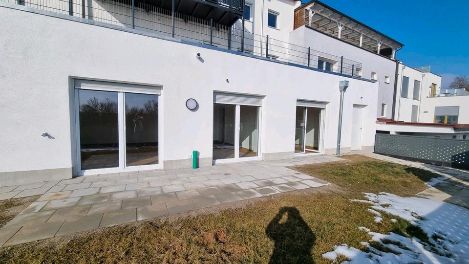 Terrassenwohnung Emmerting - 2 Zimmer, 64 m&sup2;, 900&euro; | Angebot:25131837