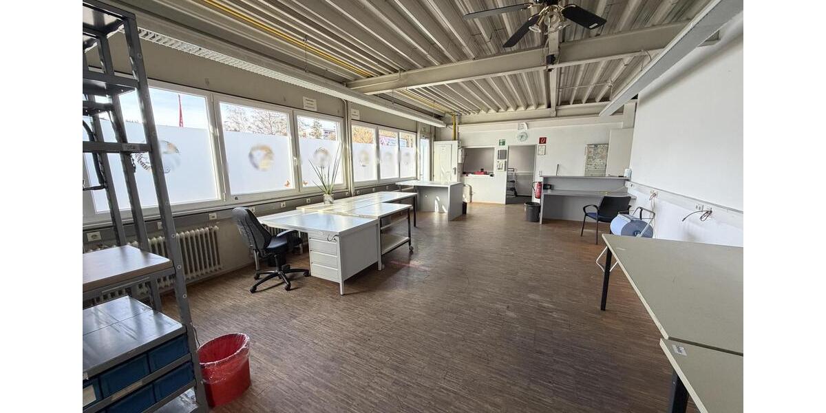 Gewerbeobjekt Villingen-Schwenningen Schwenningen - 3.000&euro; | Angebot:24713703