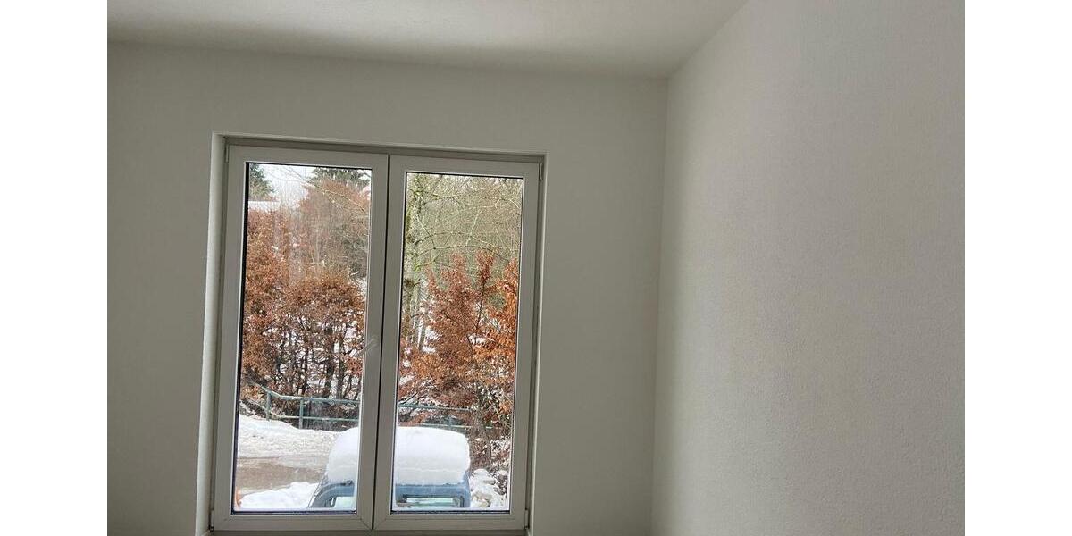 Etagenwohnung Freudenstadt - 4 Zimmer, 110 m&sup2;, 1.200&euro; | Angebot:26447027