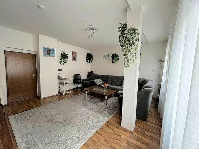 Etagenwohnung Nürnberg Gibitzenhof - 4 Zimmer, 91 m&sup2;, 1.100&euro; | Angebot:26579827