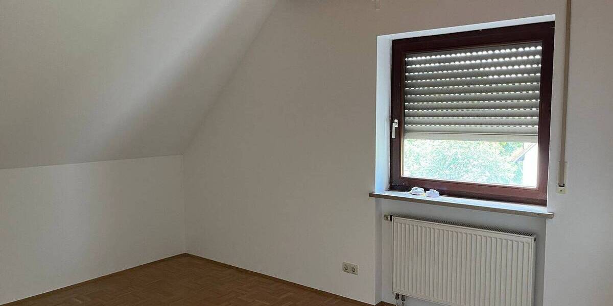 Mehrfamilienhaus, Wohnhaus Donauwörth - 6 Zimmer, 200 m&sup2;, 1.550&euro; | Angebot:25695991