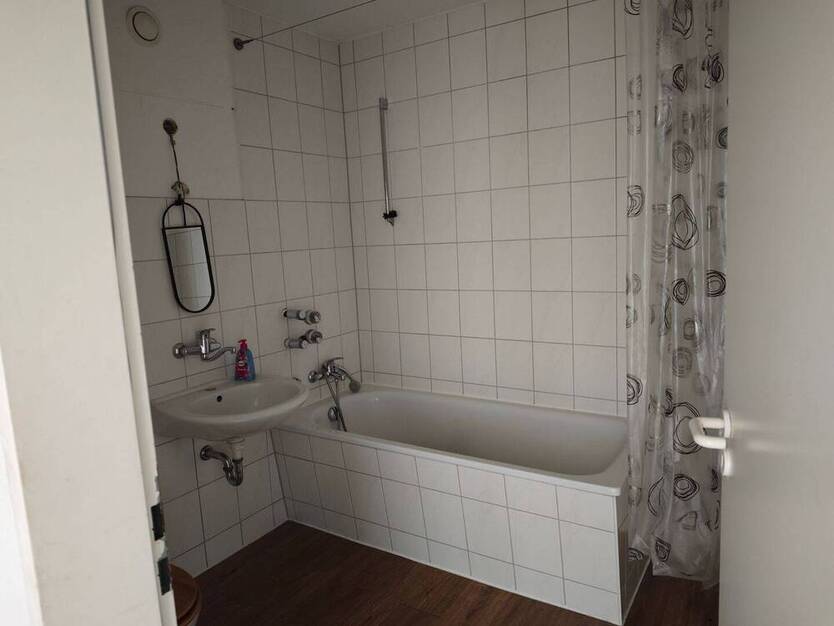 Mit Blick über Homberg, 2,5-Raum Wohnung, 63m², Balkon, 20. Etage