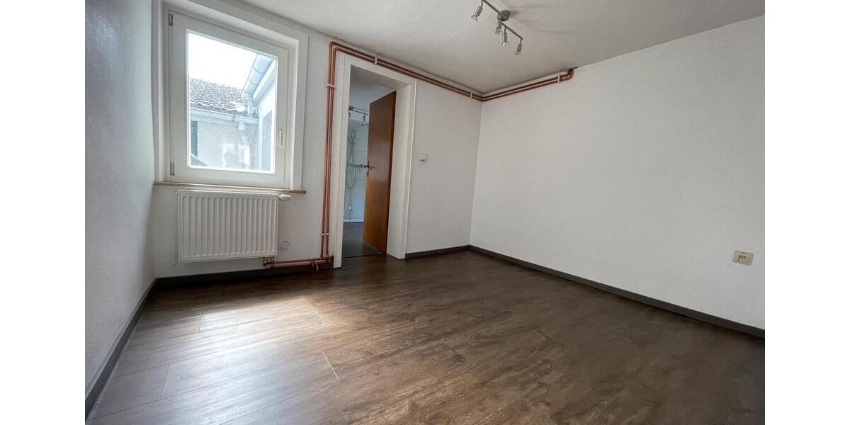 Etagenwohnung Holzminden - 1 Zimmer, 17 m&sup2;, 250&euro; | Angebot:22926547