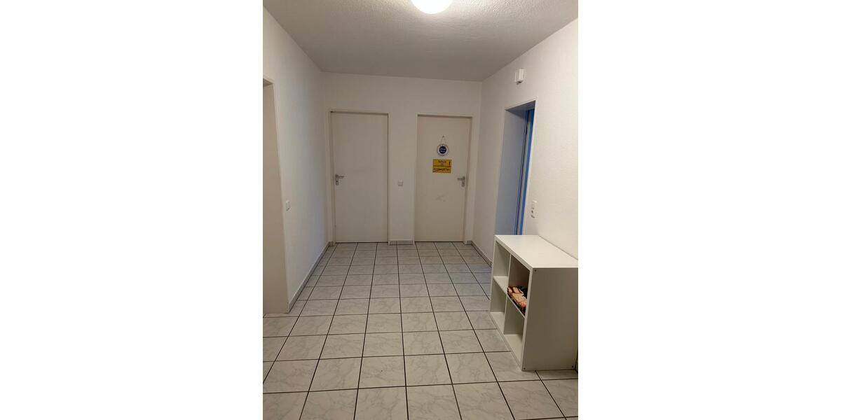 Etagenwohnung Idstein - 3 Zimmer, 93 m&sup2;, 770&euro; | Angebot:25560536