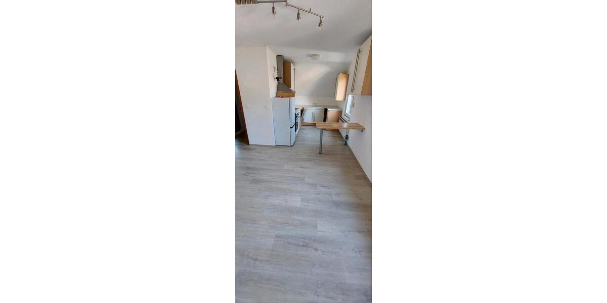 Etagenwohnung Üttfeld - 3 Zimmer, 70 m&sup2;, 650&euro; | Angebot:26612471