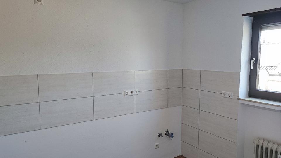 Etagenwohnung Neulußheim - 4 Zimmer, 94 m&sup2;, 1.160&euro; | Angebot:25811360