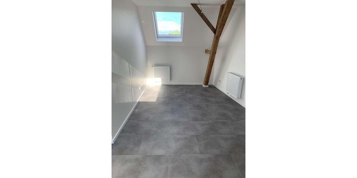 Dachgeschoßwohnung Rüdesheim - 2 Zimmer, 60 m&sup2;, 700&euro; | Angebot:26665300