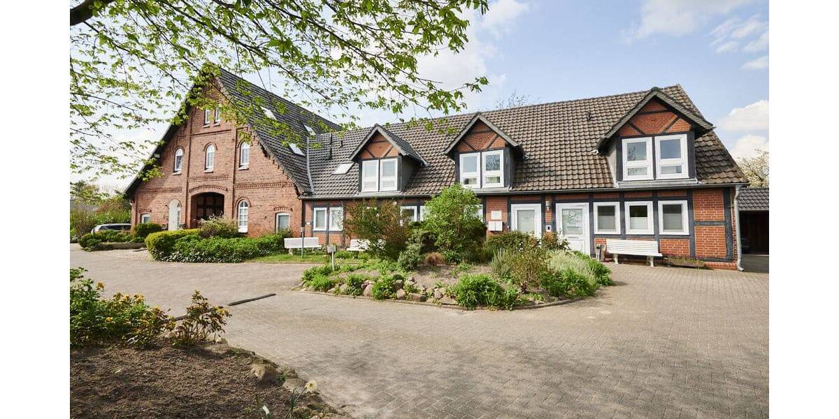 Raum für Visionen: 376 m² Gewerbefläche mit Potenzial im Herzen von Schwarme zimmer