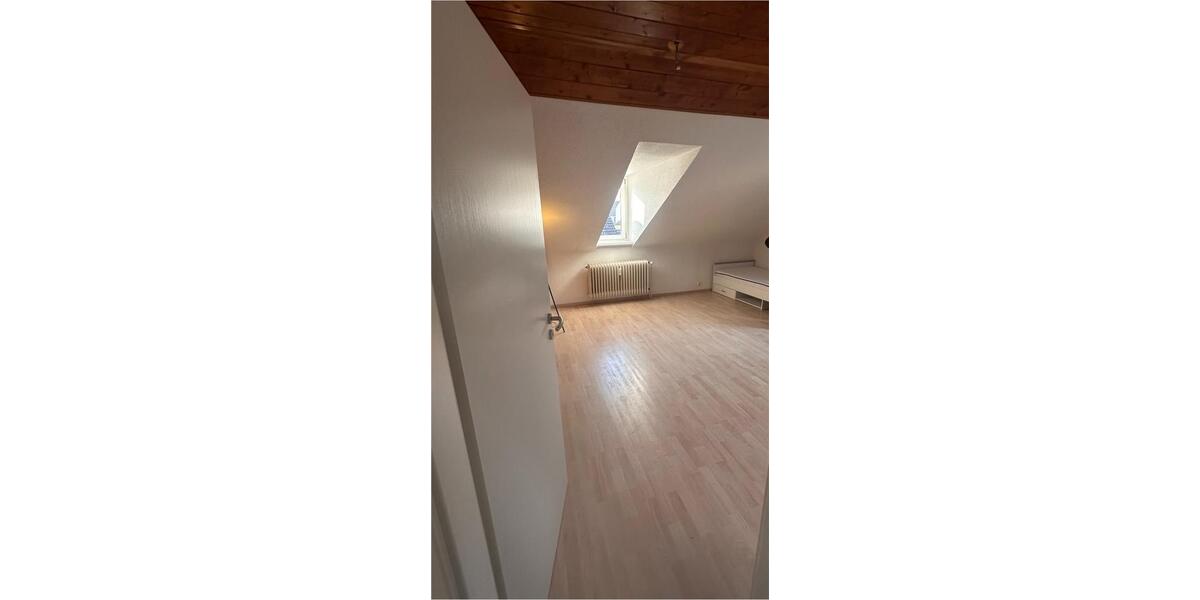 Wohnen auf Zeit Waldshut-Tiengen Tiengen - 3 Zimmer, 60 m&sup2;, 1.750&euro; | Angebot:26094078