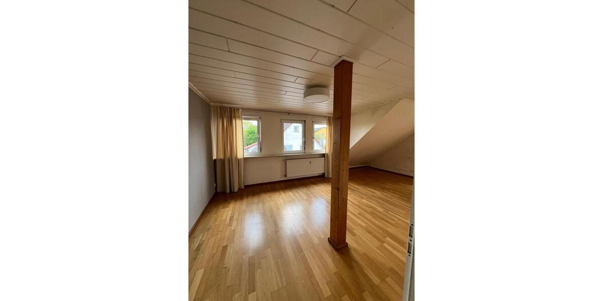 Dachgeschoßwohnung Sinntal - 3 Zimmer, 80 m&sup2;, 575&euro; | Angebot:24650377