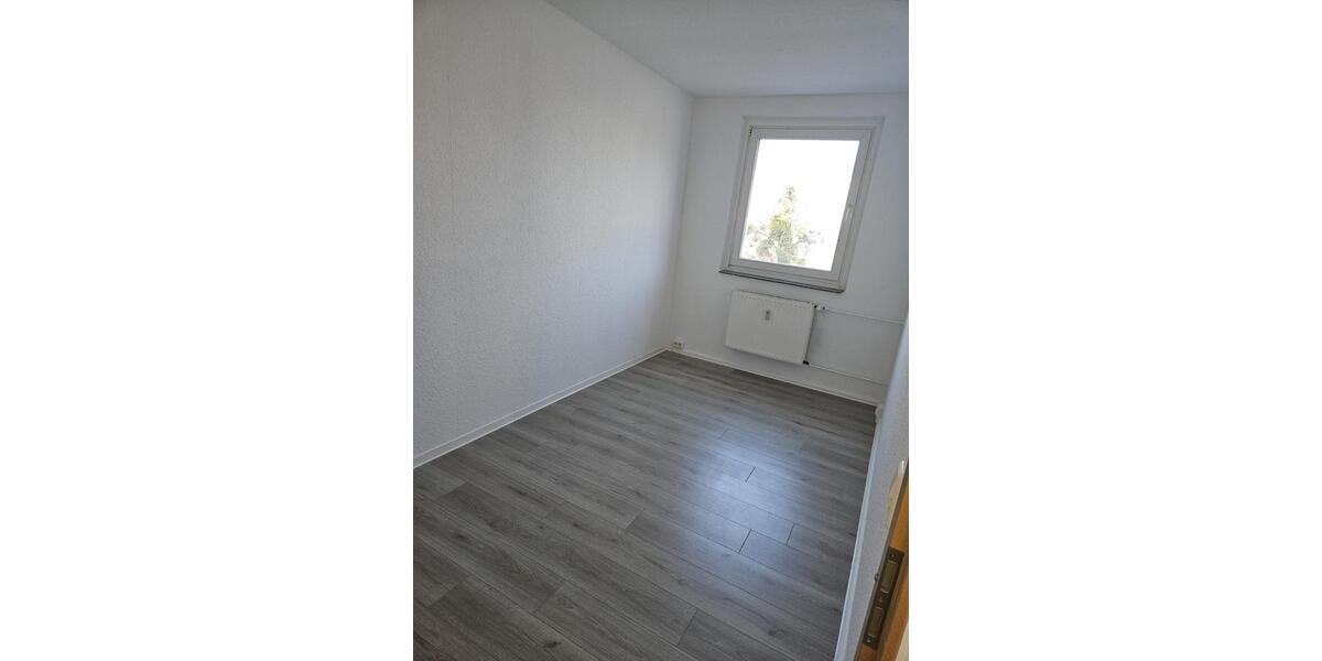 Etagenwohnung Bad Frankenhausen/Kyffhäuser Kyffhäuser - 4 Zimmer, 77 m&sup2;, 420&euro; | Angebot:25432787