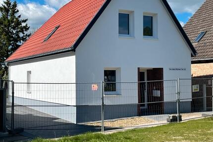 Wohnung Bützow - 2 Zimmer, 65 m&sup2;, 733&euro; | Angebot:26698366