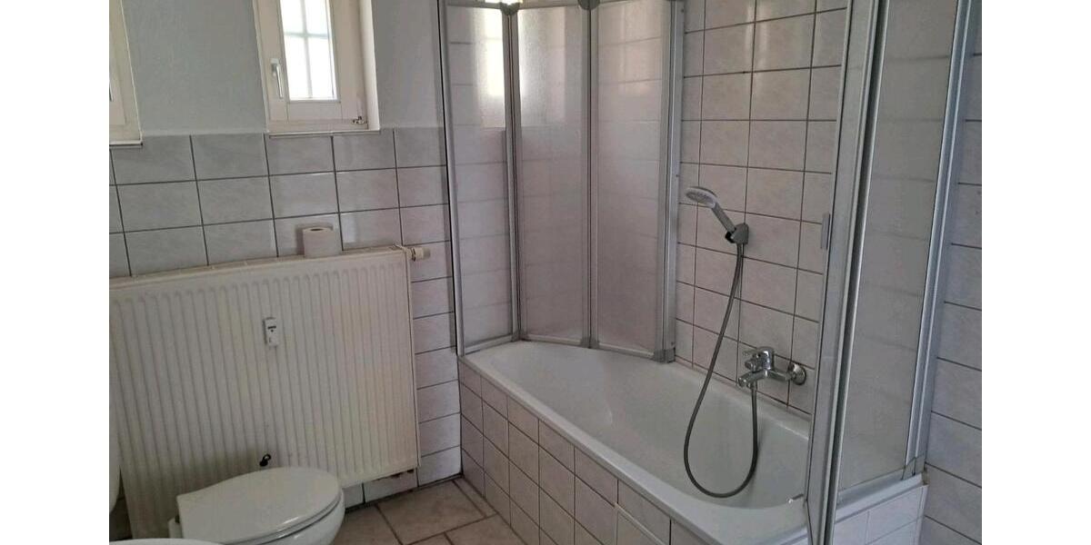 Erdgeschoßwohnung Großschirma - 2 Zimmer, 69 m&sup2;, 600&euro; | Angebot:26440160