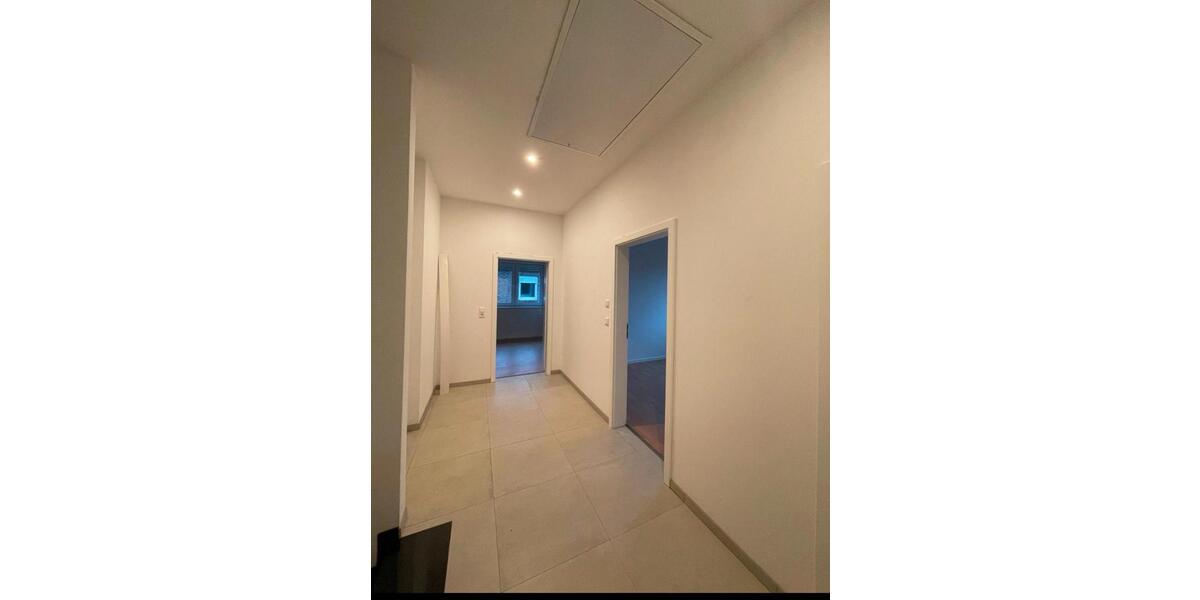 Etagenwohnung Dinklage - 4 Zimmer, 135 m&sup2;, 1.500&euro; | Angebot:26072625