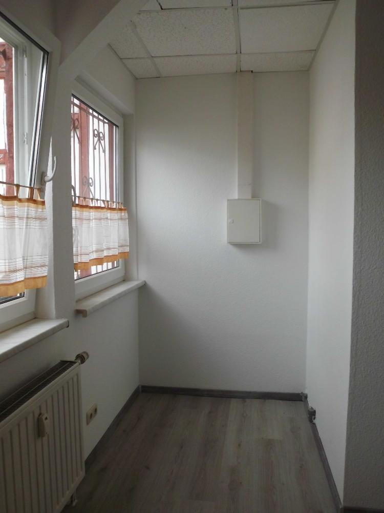 1 - RAUM - WOHNUNG - PARTERRE - BAD MIT DU - 2-ABSTELLRÄUME - BÜTZOW - STADTZENTRUM 1 zimmer