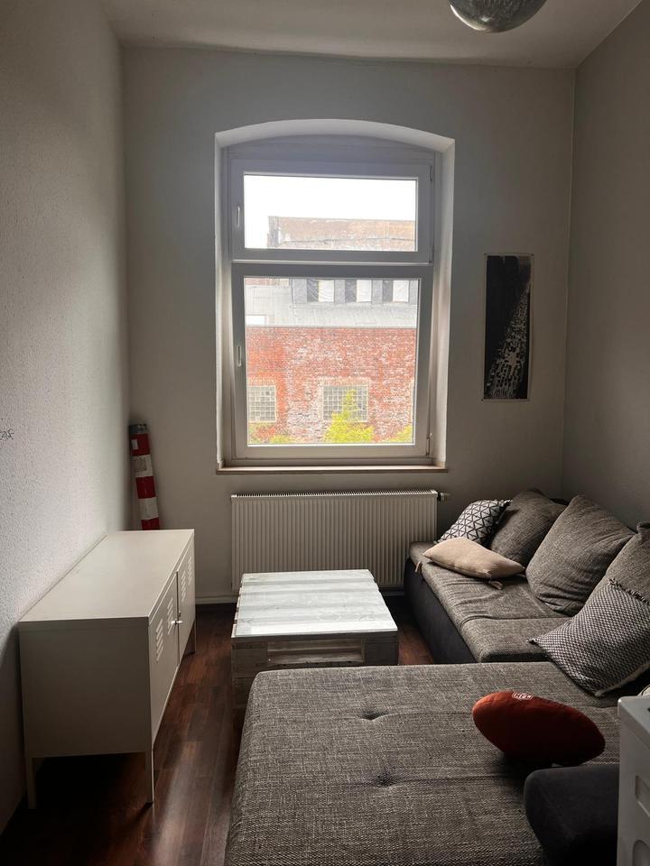 Möbliertes Zimmer in 3er WG - Flingern Süd zimmer