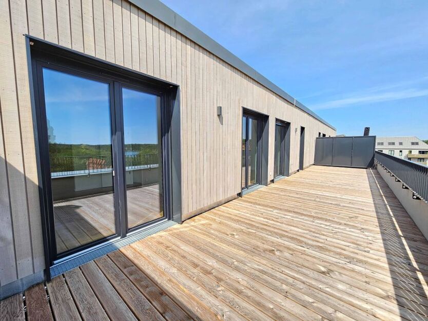 Penthouse im Erstbezug I Wasserblick I 50m² Dachterrasse