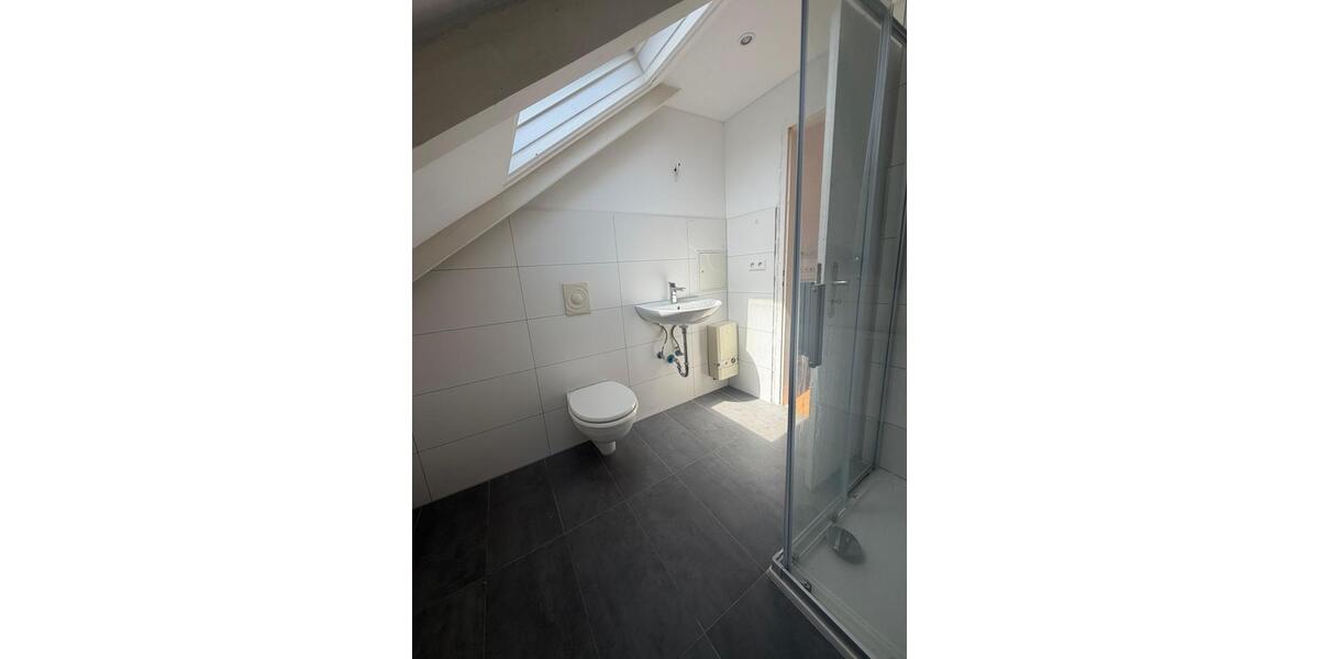 Dachgeschoßwohnung Hannover Bothfeld-Vahrenheide - 2 Zimmer, 50 m&sup2;, 700&euro; | Angebot:26417412