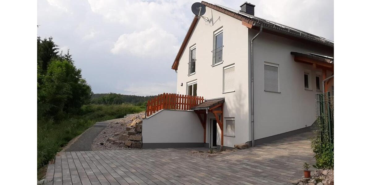 Doppelhaushälfte Greiz - 5 Zimmer, 160 m&sup2;, 1.300&euro; | Angebot:24640736