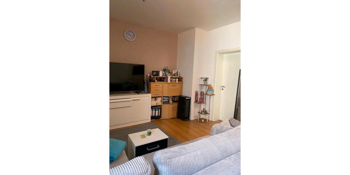 Etagenwohnung Bernburg (Saale) - 1 Zimmer, 43 m&sup2;, 400&euro; | Angebot:26610383